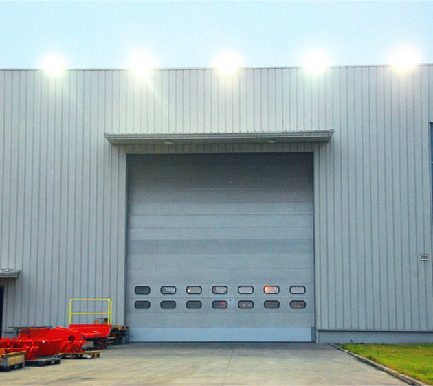 Sicuro porte sezionali del garage, grande dimensione delle porte sopraelevate industriali
