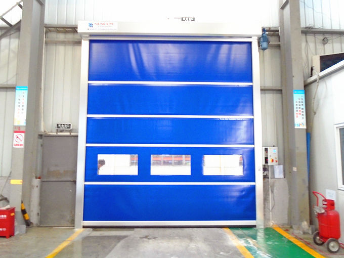 Porte esterne industriali ad alta velocità durevoli con la finestra trasparente piena del PVC di 1.5mm